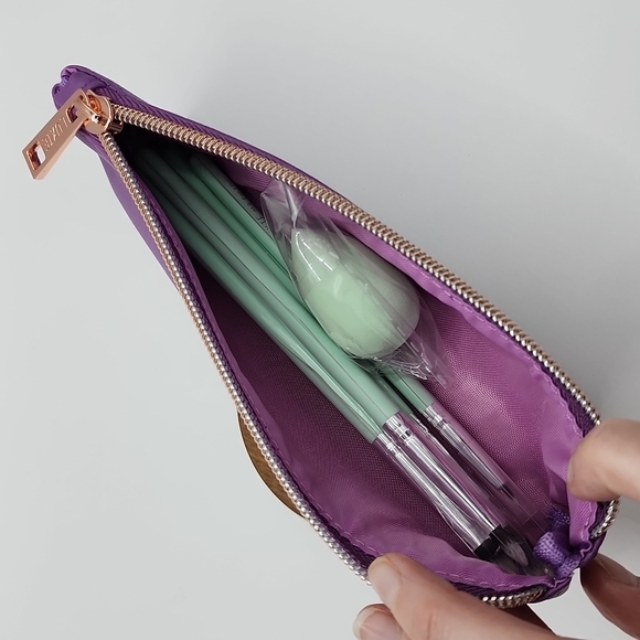 LUXIE FLORALS BRUSH SET - 5 Piece Set - Picture 11 of 12